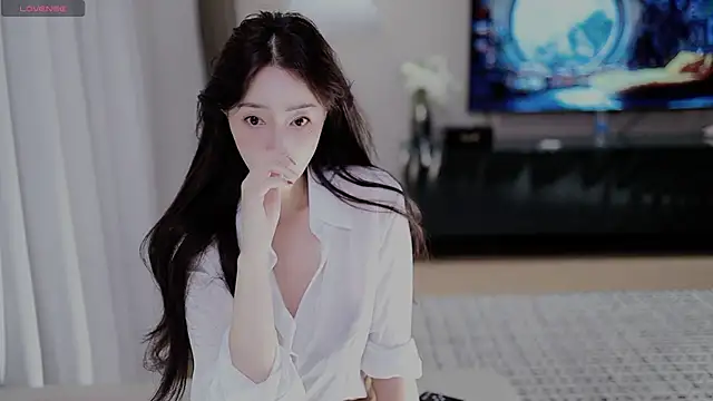 -Aricia- online show from September 19, 2025, 2:21 pm