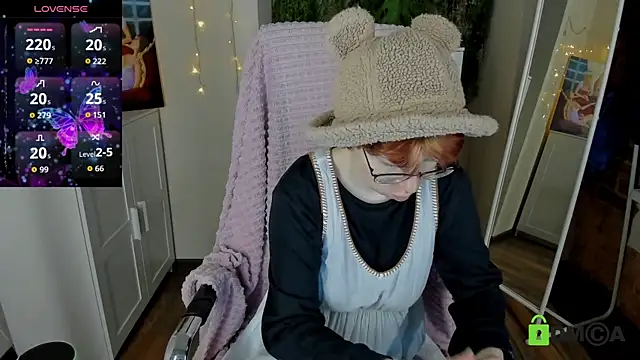 Melissa Wells online show from November 6, 2025, 8:35 pm