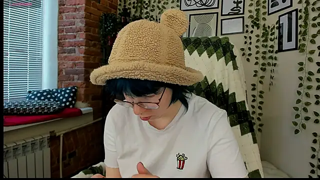 Melissa Wells online show from May 5, 2026, 2:53 pm