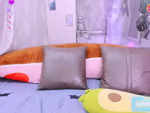 Ly   online show from July 25, 2026, 2:52 am
