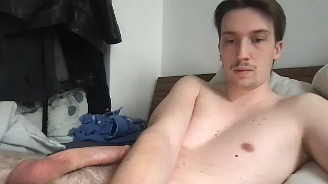 Snapshot of hungandfun05 chatting on February 24, 2026, 1:01 pm hungandfun05 online show from February 24, 2026, 1:01 pm