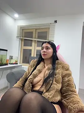 Meganmilk1 online show from April 28, 2026, 1:26 pm