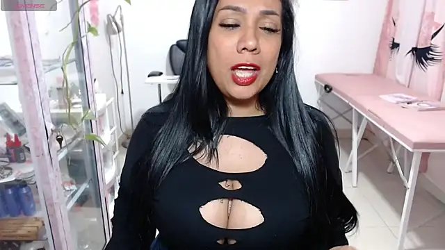 Snapshot of titsbiglovers chatting on June 14, 2026, 3:08 am titsbiglovers online show from June 14, 2026, 3:08 am
