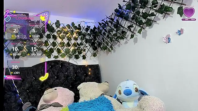 PaulinaSwan online show from December 5, 2025, 7:40 am