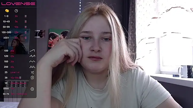 Light Luna online show from October 26, 2025, 7:20 am