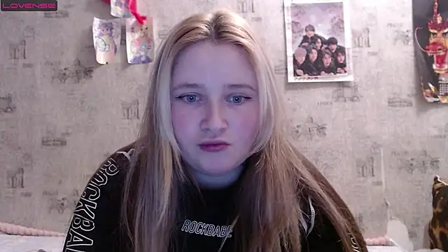 Light Luna online show from November 17, 2025, 12:53 pm