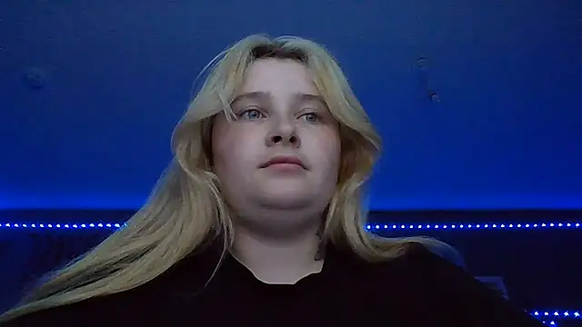 Light Luna online show from August 7, 2026, 3:51 pm