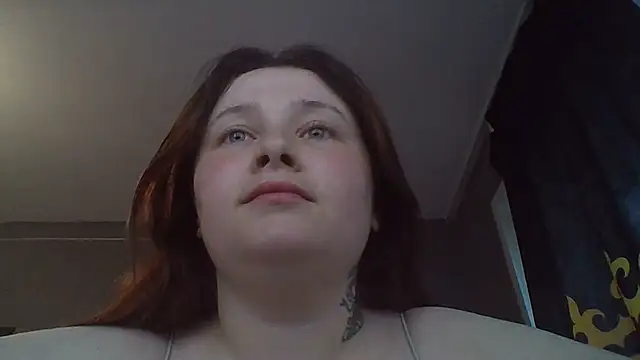 Snapshot of Light_Luna chatting on June 20, 2026, 3:06 pm Light Luna online show from June 20, 2026, 3:06 pm