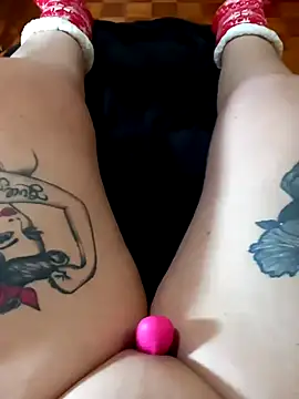 Snapshot of Hotsereia chatting on January 12, 2025, 7:31 pm Hotsereia online show from January 12, 2025, 7:31 pm