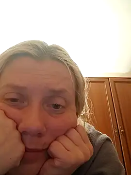 LeraSweet online show from September 20, 2025, 8:03 pm