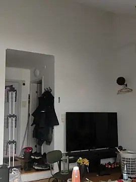 eltoulou online show from March 12, 2025, 11:43 am