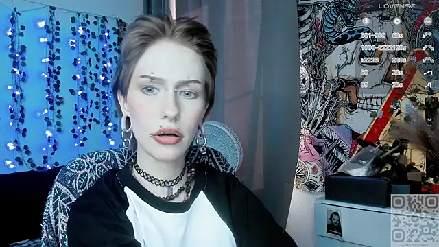 Snapshot of say_mary chatting on July 1, 2026, 2:39 pm say mary online show from July 1, 2026, 2:39 pm