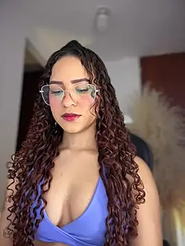 Snapshot of gretta_kler1 chatting on July 17, 2026, 4:37 pm gretta kler1 online show from July 17, 2026, 4:37 pm