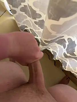 Snapshot of bjim03425 chatting on March 22, 2026, 8:54 pm bjim03425 online show from March 22, 2026, 8:54 pm