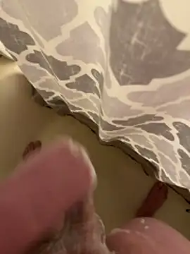 Snapshot of bjim03425 chatting on March 9, 2026, 2:59 am bjim03425 online show from March 9, 2026, 2:59 am