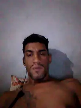 fieltoprj1 online show from September 17, 2025, 8:44 pm