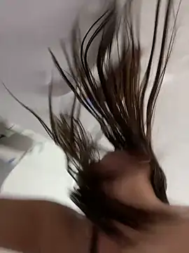 deliaroyal online show from October 1, 2025, 10:30 am