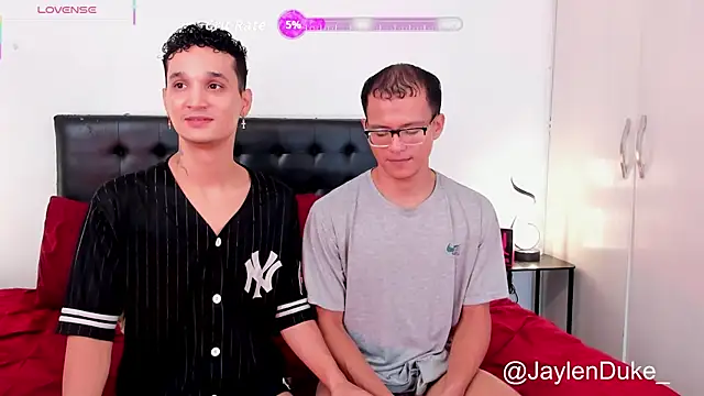Snapshot of jaylen_and_duke chatting on August 7, 2026, 11:05 am jaylen and duke online show from August 7, 2026, 11:05 am
