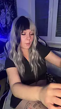 kinkygirl420x online show from October 13, 2025, 8:10 pm