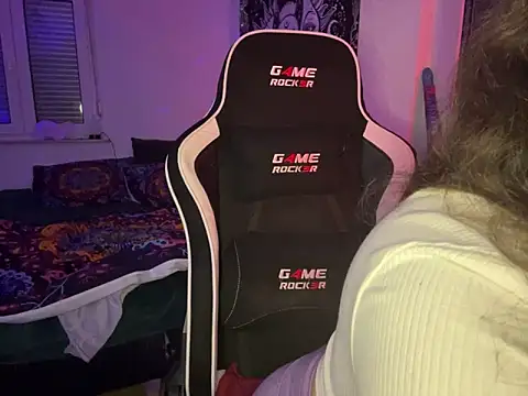 kinkygirl420x online show from February 4, 2025, 10:02 pm