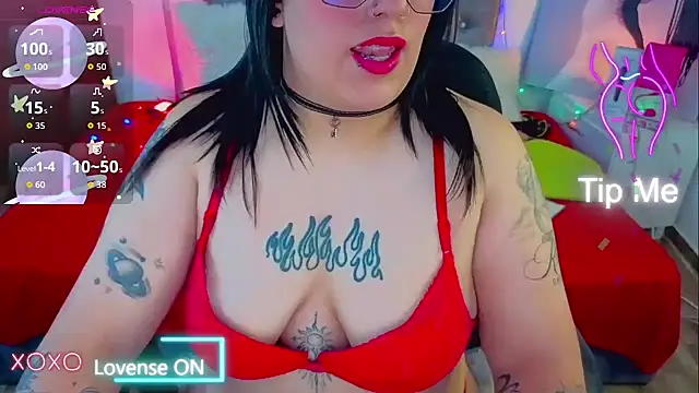 Snapshot of NatalieHarris chatting on August 6, 2026, 6:14 pm NatalieHarris online show from August 6, 2026, 6:14 pm