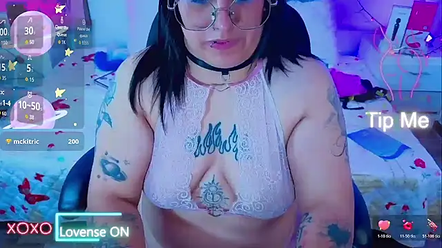 Snapshot of NatalieHarris chatting on July 28, 2026, 9:47 pm NatalieHarris online show from July 28, 2026, 9:47 pm