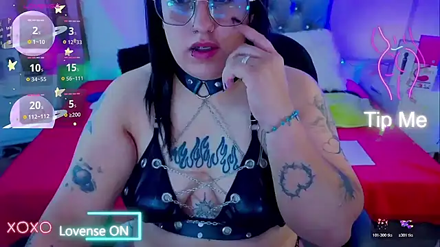Snapshot of NatalieHarris chatting on May 27, 2026, 6:15 pm NatalieHarris online show from May 27, 2026, 6:15 pm