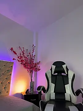 Elektra Queen online show from January 14, 2026, 12:53 pm