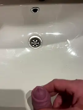 Snapshot of fullfillyourdreams chatting on September 9, 2025, 9:46 pm fullfillyourdreams online show from September 9, 2025, 9:46 pm