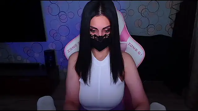   Yasmina   online show from February 4, 2026, 3:23 am