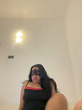 Snapshot of Shasha_X chatting on February 19, 2025, 5:27 pm Shasha X online show from February 19, 2025, 5:27 pm