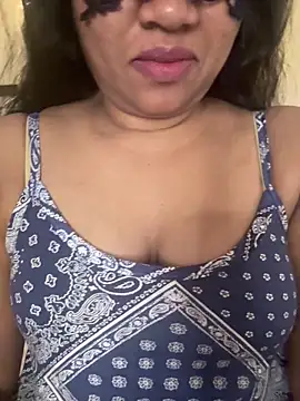 Snapshot of Shasha_X chatting on March 3, 2025, 6:24 pm Shasha X online show from March 3, 2025, 6:24 pm