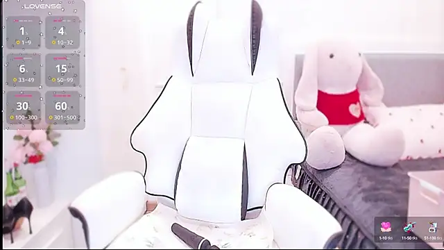 PimChanOK online show from October 10, 2025, 1:06 am