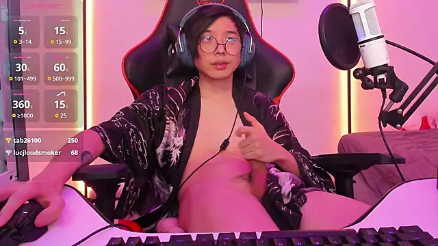 wexlee7 online show from January 11, 2025, 1:22 pm