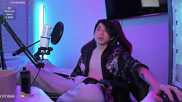 wexlee7 online show from January 1, 2025, 11:40 pm