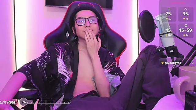 wexlee7 online show from March 3, 2025, 12:34 am