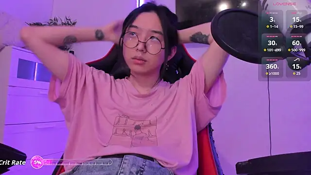 wexlee7 online show from October 24, 2025, 11:26 pm