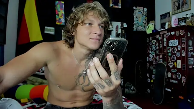 Tom Krakow online show from October 8, 2025, 5:46 pm