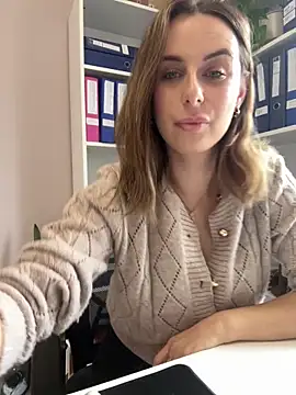 Hii Lolla online show from March 11, 2026, 7:46 am