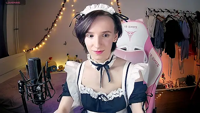 Violet Veliya online show from February 2, 2025, 3:49 pm