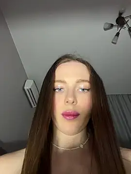 -SweetDi- online show from June 13, 2026, 7:12 pm