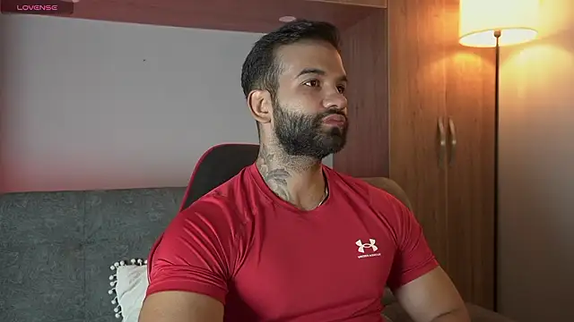 MarkHazze online show from February 14, 2026, 11:49 pm