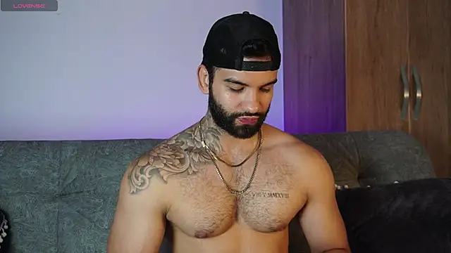 MarkHazze online show from October 28, 2025, 9:36 pm