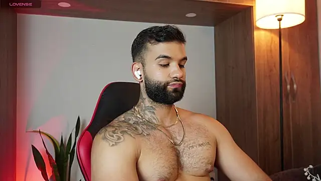 MarkHazze online show from November 10, 2025, 10:26 pm