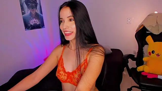 melanyrouse1 online show from July 23, 2026, 8:05 pm