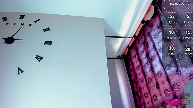 esteveen ortegas  online show from March 10, 2025, 6:12 pm