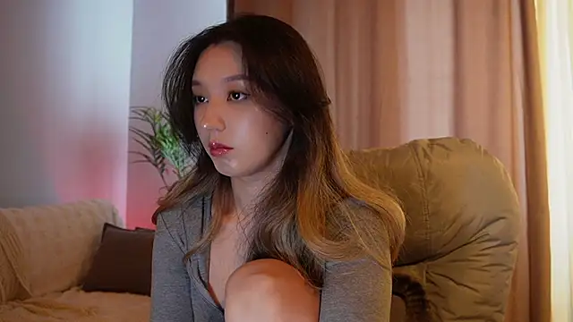 Sarasuo1 online show from April 10, 2026, 4:52 am