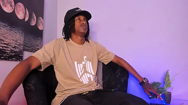 BRYXXXON1 online show from September 28, 2025, 4:58 pm