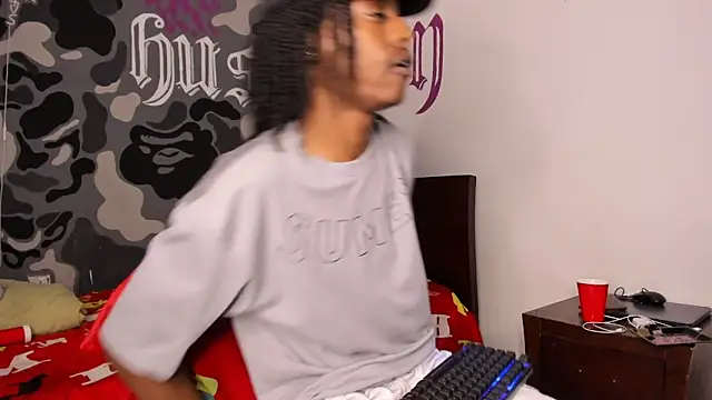 BRYXXXON1 online show from January 13, 2026, 9:41 pm