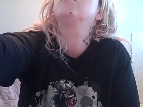 Snapshot of mollymay69 chatting on February 23, 2026, 3:52 am mollymay69 online show from February 23, 2026, 3:52 am